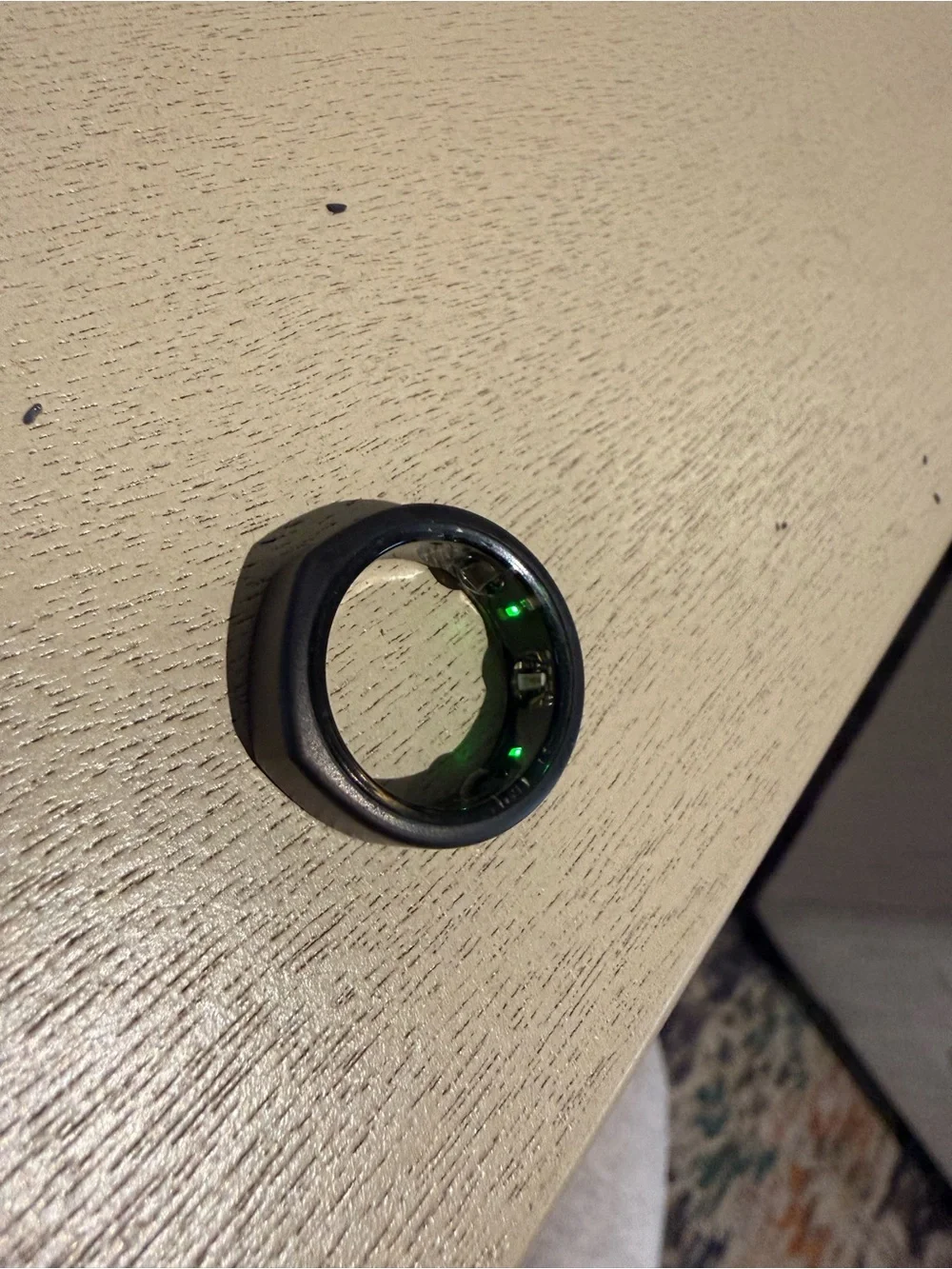 Oura Ring Gen 3 & Charging Dock Size 8